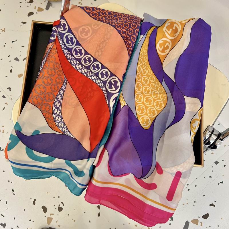 Gucci silk scarf 90-180cm  E14 (26)
